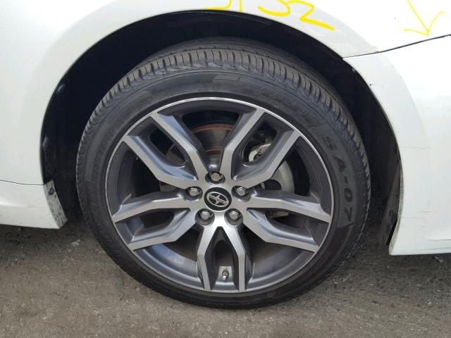 JTKJF5C70FJ012167 - 2015 TOYOTA SCION TC 白色 照片 9
