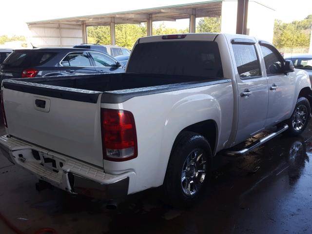 3GTEC13C07G524666 - 2007 GMC NEW SIERRA WHITE photo 4