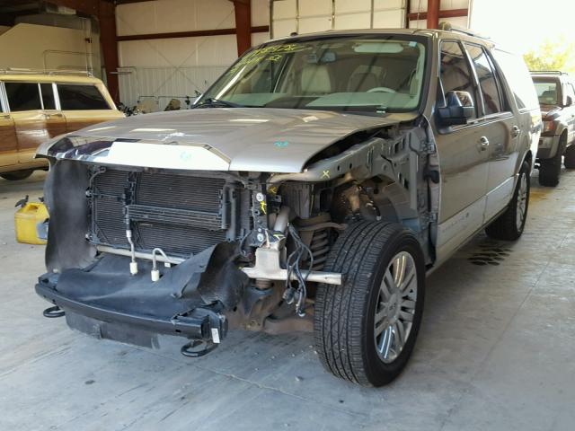 5LMFL285X8LJ12644 - 2008 LINCOLN NAVIGATOR Qızıl foto 2