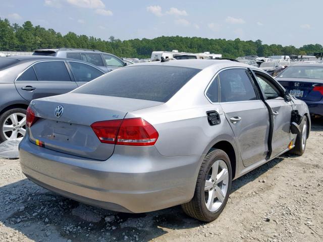 1VWBH7A38CC013453 - 2012 VOLKSWAGEN PASSAT SE SILVER photo 4