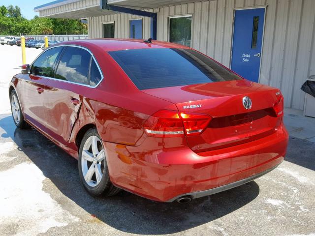 1VWBS7A30FC014022 - 2015 VOLKSWAGEN PASSAT SE RED photo 3