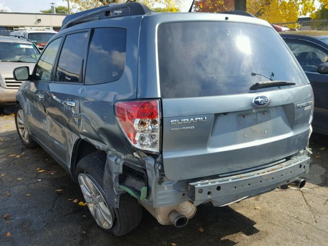 JF2SHAFC8DH421885 - 2013 SUBARU FORESTER L GREEN photo 3