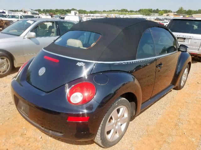 3VWRF31YX7M410725 - 2007 VOLKSWAGEN NEW BEETLE შავი ფოტო 4