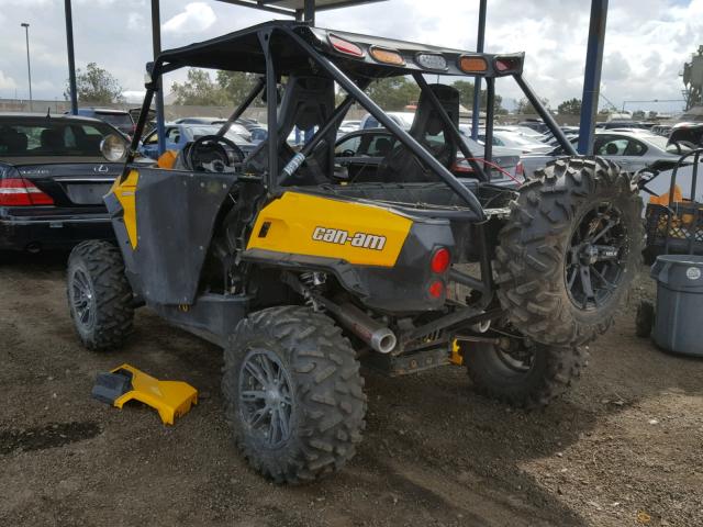 3JBKKCP18BJ003106 - 2011 CAN-AM COMMANDER YELLOW photo 3