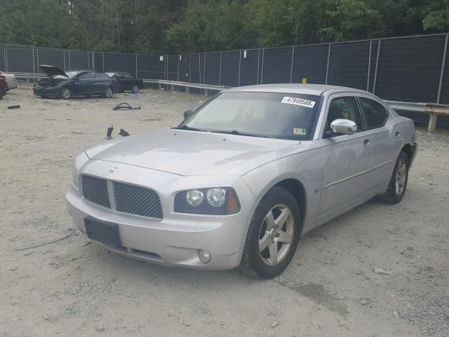 2B3CA3CV8AH201999 - 2010 DODGE CHARGER SX SILVER photo 2