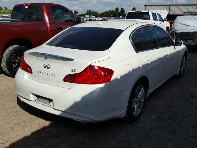 JN1CV6AP5DM723969 - 2013 INFINITI G37 BASE WHITE photo 4