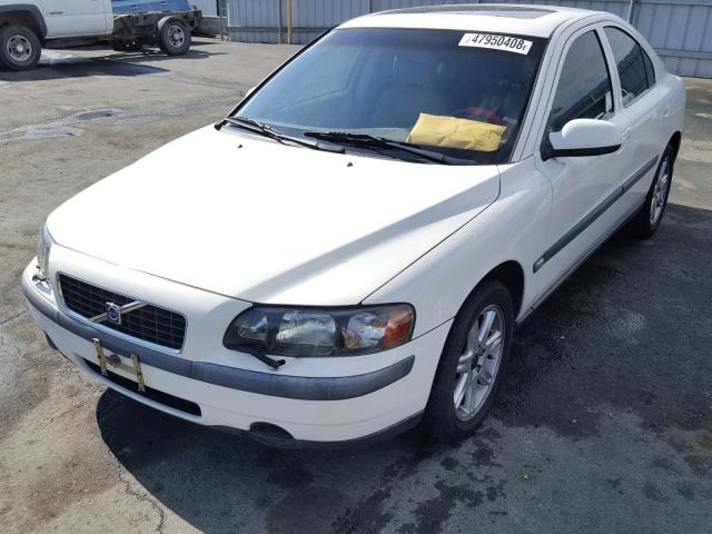 YV1RS58D622132171 - 2002 VOLVO S60 2.4T WHITE photo 2