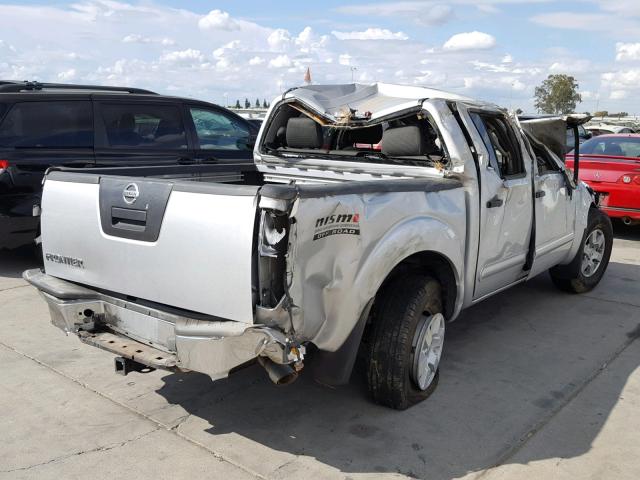 1N6AD07U25C434120 - 2005 NISSAN FRONTIER C SILVER photo 4