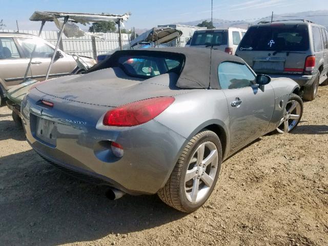 1G2MB35B47Y123937 - 2007 PONTIAC SOLSTICE GRAY photo 4