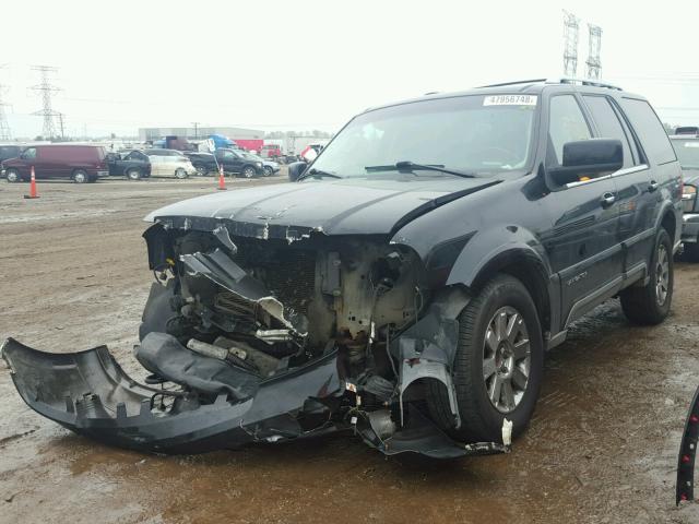 5LMFU28R63LJ10785 - 2003 LINCOLN NAVIGATOR Қара фото 2