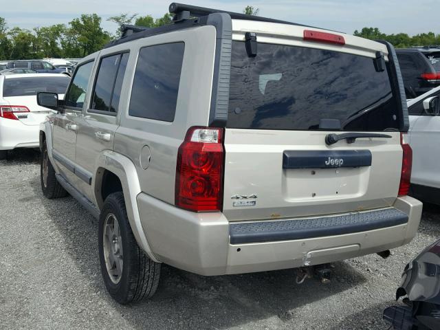 1J8HG48K67C626598 - 2007 JEEP COMMANDER GOLD photo 3