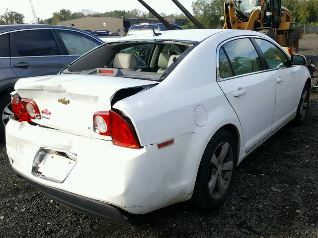 1G1ZJ57B39F245290 - 2009 CHEVROLET MALIBU 2LT WHITE photo 4