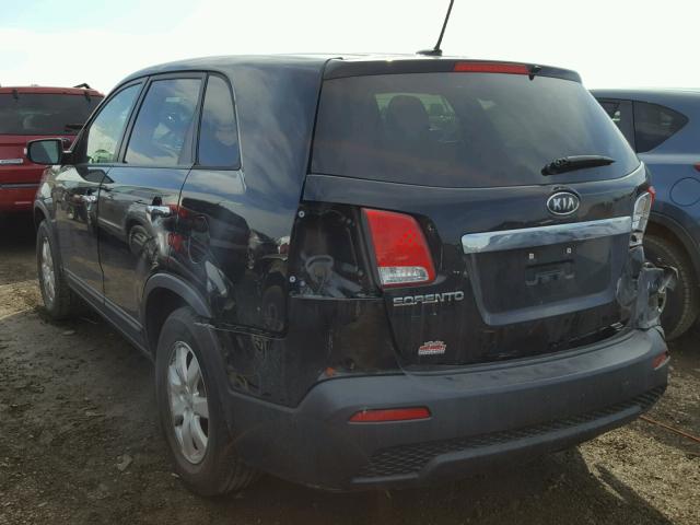 5XYKT3A15DG371034 - 2013 KIA SORENTO LX BLACK photo 3