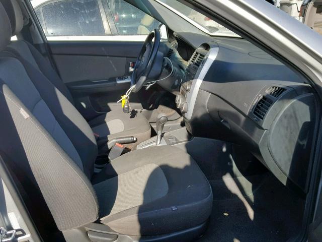 KNAFE242195025585 - 2009 KIA SPECTRA SX SILVER photo 5