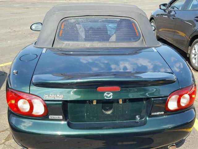 JM1NB353130313082 - 2003 MAZDA MX-5 MIATA GREEN photo 6