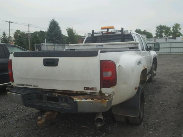 1GTJK33618F176497 - 2008 GMC SIERRA K35 WHITE photo 4