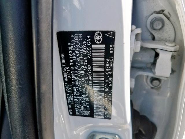 VNKKTUD39FA034282 - 2015 TOYOTA YARIS WHITE photo 10