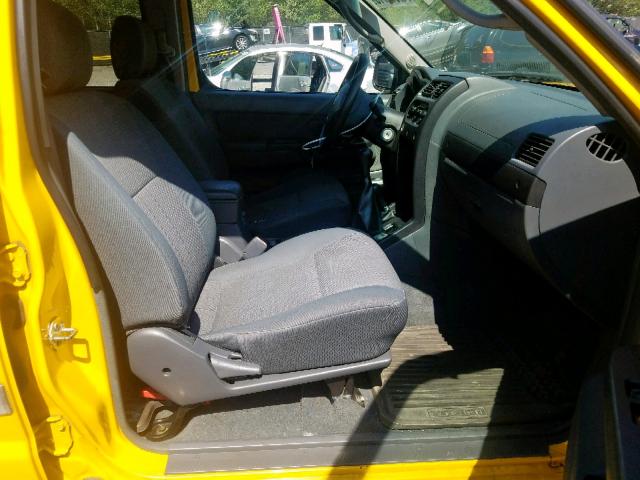 5N1ED28Y82C573743 - 2002 NISSAN XTERRA XE YELLOW photo 5