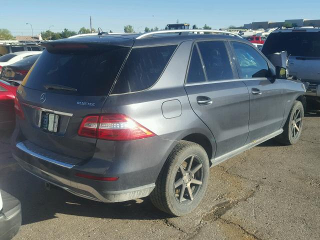 4JGDA2EB1CA070492 - 2012 MERCEDES-BENZ ML 350 BLU BLACK photo 4