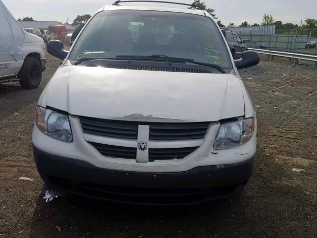 1D4GP25R05B131800 - 2005 DODGE CARAVAN SE WHITE photo 7