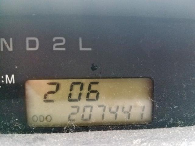 JTLKT324054027768 - 2005 TOYOTA SCION XB GREEN photo 8