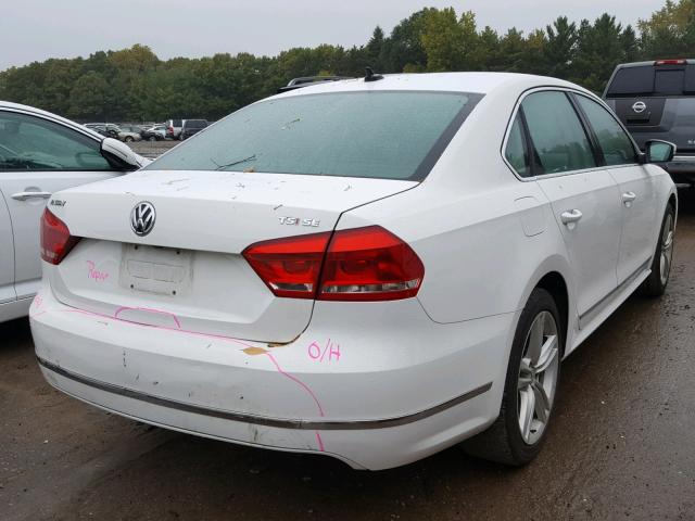 1VWBS7A32FC065795 - 2015 VOLKSWAGEN PASSAT SE WHITE photo 4