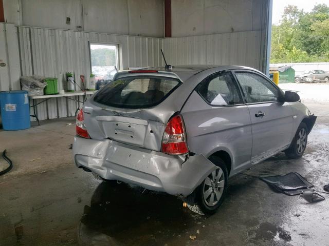 KMHCM36C29U139018 - 2009 HYUNDAI ACCENT GS SILVER photo 4