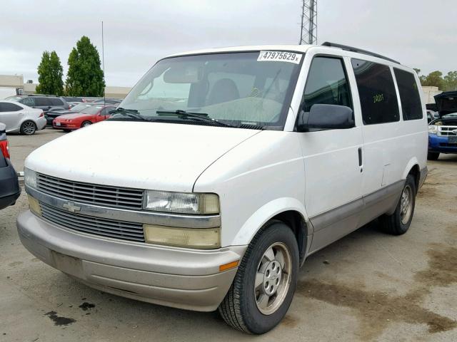 1GNDM19X33B119723 - 2003 CHEVROLET ASTRO WHITE photo 2