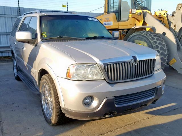 5LMFU28R33LJ07455 - 2003 LINCOLN NAVIGATOR SILVER photo 1