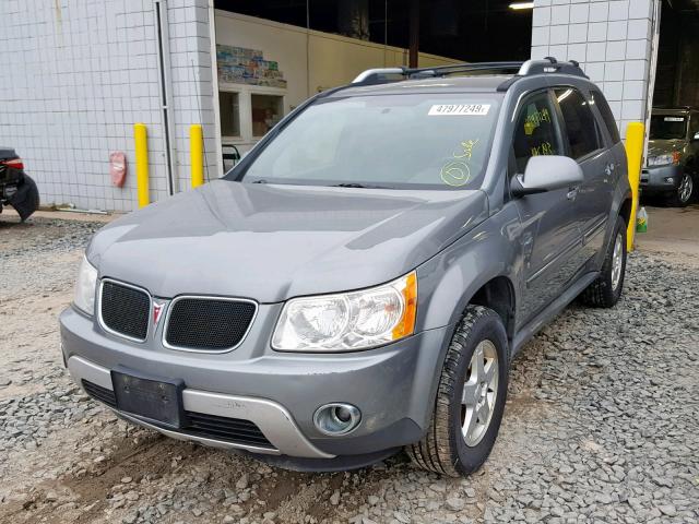 2CKDL63F766061754 - 2006 PONTIAC TORRENT GRAY photo 2