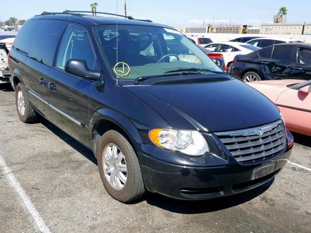 2C4GP54L05R157892 - 2005 CHRYSLER TOWN & COU BLACK photo 1