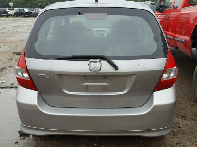 JHMGD38638S037717 - 2008 HONDA FIT SPORT SILVER photo 9