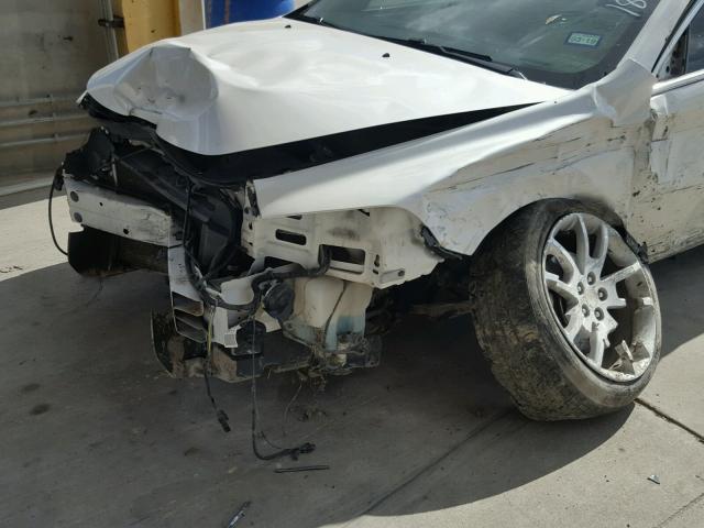 1G1ZE5E79AF103291 - 2010 CHEVROLET MALIBU LTZ თეთრი ფოტო 9