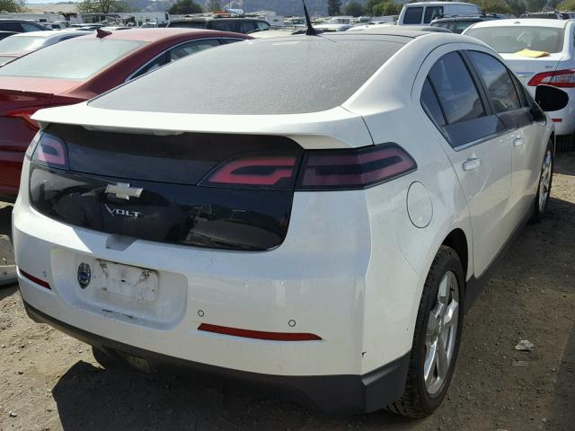 1G1RD6E48BU100619 - 2011 CHEVROLET VOLT CREAM photo 4