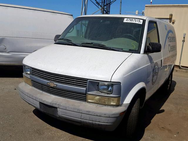 1GCDM19X95B121827 - 2005 CHEVROLET ASTRO WHITE photo 2