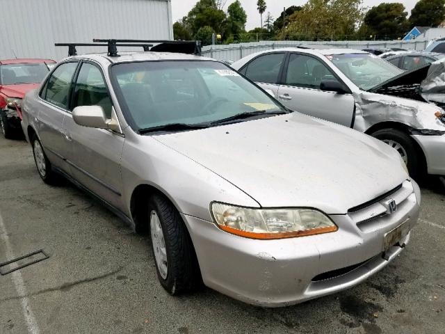 JHMCG6657XC029730 - 1999 HONDA ACCORD LX TAN photo 1