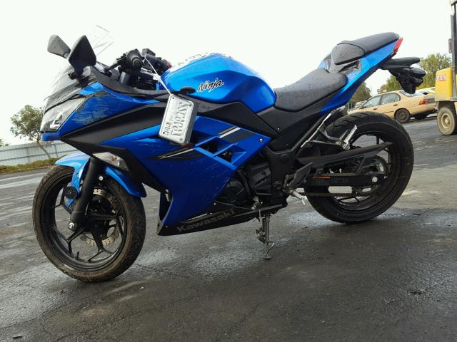 JKAEX8B11HDA36500 - 2017 KAWASAKI EX300 B BLUE photo 2