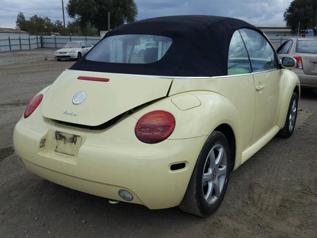 3VWCD31YX4M337475 - 2004 VOLKSWAGEN NEW BEETLE YELLOW photo 4