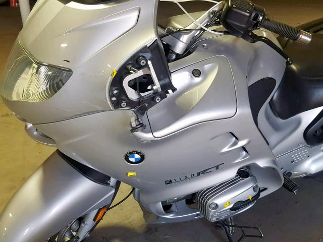 WB10499A54ZE95334 - 2004 BMW R1150 RT SILVER photo 9