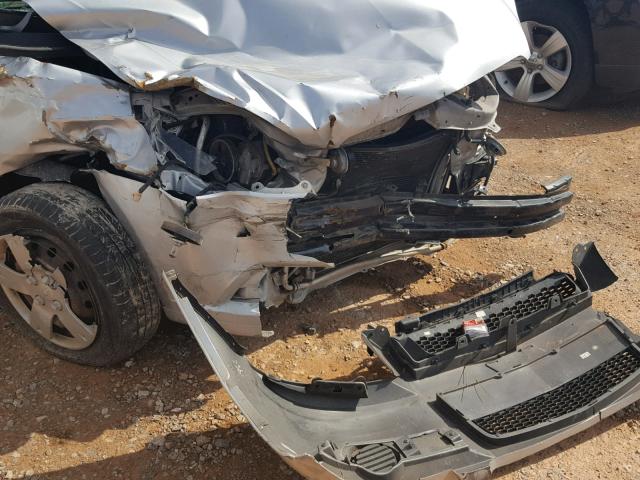 KL1TD6DE6BB135606 - 2011 CHEVROLET AVEO LS SILVER photo 9