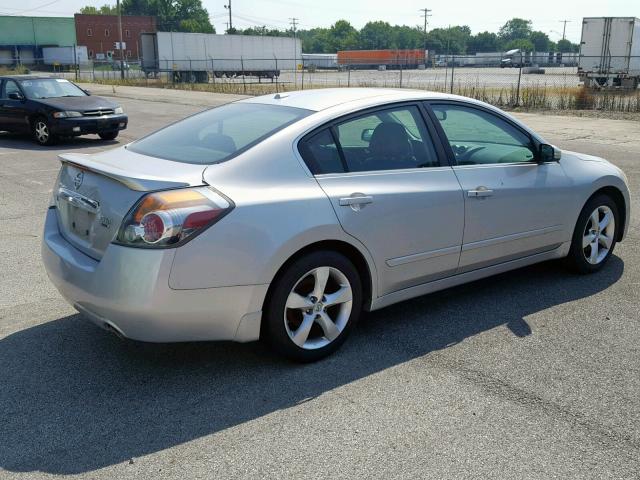 1N4BL21E78N429971 - 2008 NISSAN ALTIMA 3.5 SILVER photo 4