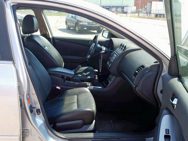 1N4BL21E78N429971 - 2008 NISSAN ALTIMA 3.5 SILVER photo 5