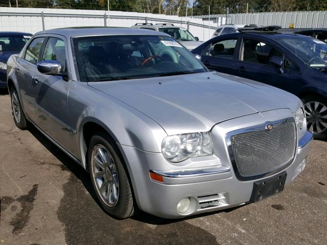 2C3AA63H35H537877 - 2005 CHRYSLER 300C SILVER photo 1