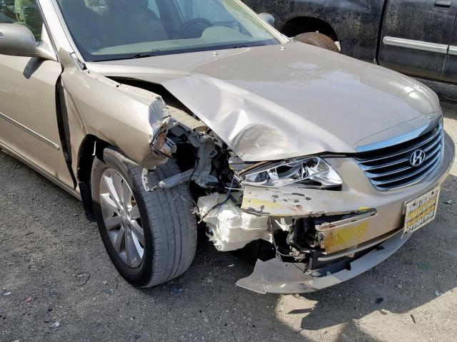 KMHFC4DF4AA450829 - 2010 HYUNDAI AZERA GLS GOLD photo 9