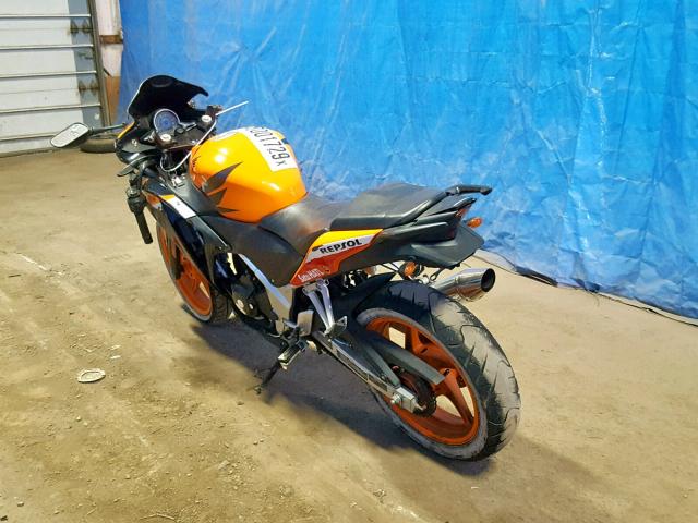 MLHMC4105D5303571 - 2013 HONDA CBR250 R ORANGE photo 3