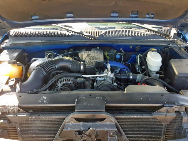 1GTHC23104F160442 - 2004 GMC SIERRA C25 BLUE photo 7