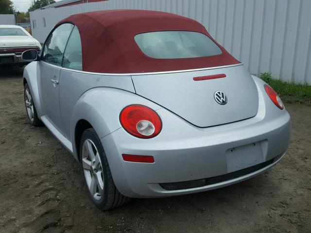 3VWSF21YX9M409914 - 2009 VOLKSWAGEN NEW BEETLE Gümüş foto 3