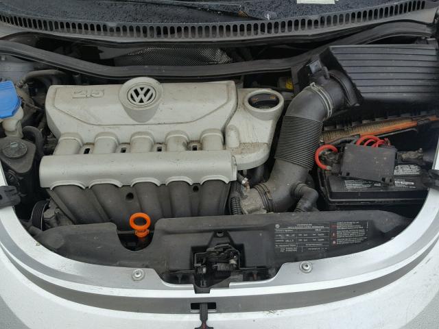 3VWSF21YX9M409914 - 2009 VOLKSWAGEN NEW BEETLE Gümüş foto 7