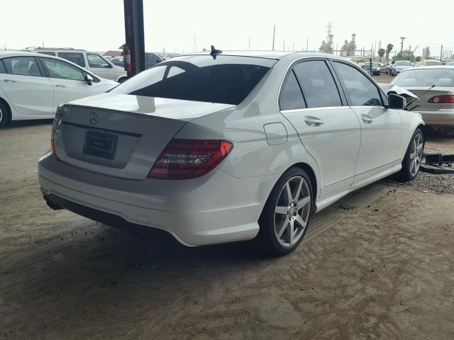 WDDGF4HB6EA955886 - 2014 MERCEDES-BENZ C 250 WHITE photo 4