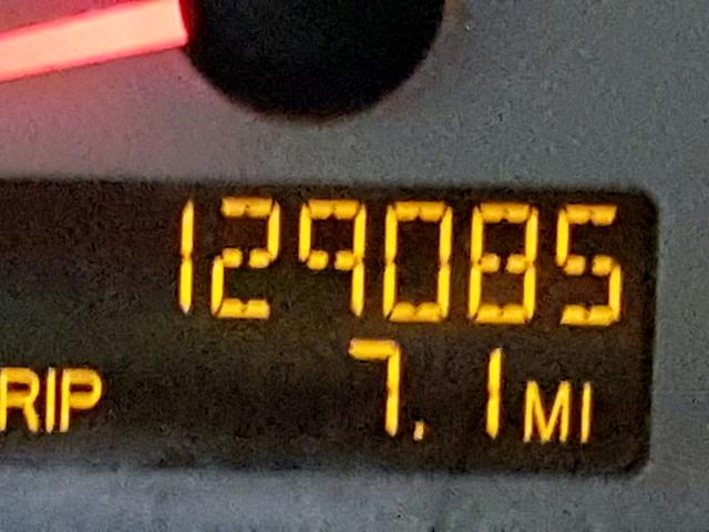 1G8AL54F14Z122370 - 2004 SATURN ION LEVEL BLACK photo 8